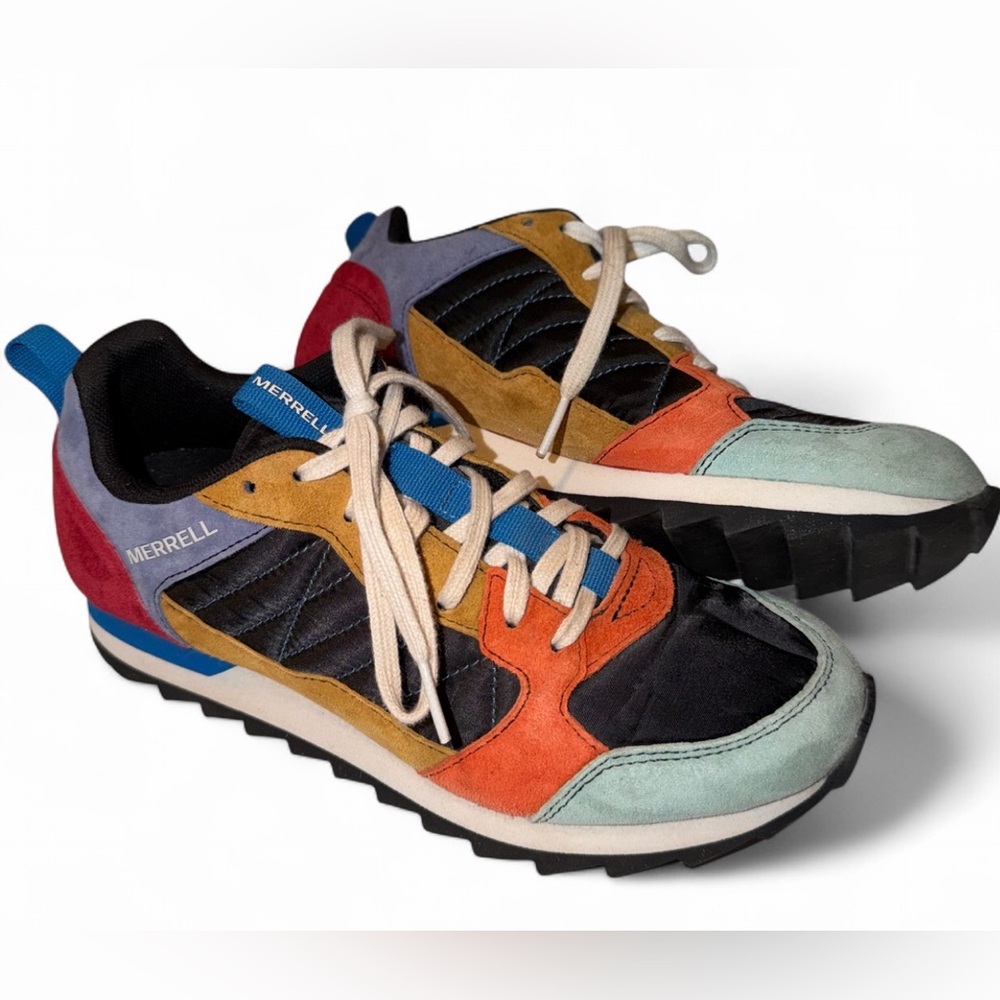 Merrell Alpine Sneakers, colorblock. Grip sole. Used, in great condition.